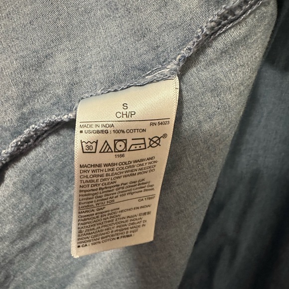 Gap Tops | Gap Split-Back Denim Shirt 100% Cotton | Size Small | Blue - Picture 8 of 8